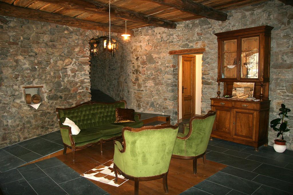 Ostello Del Castello Tirano Zewnętrze zdjęcie