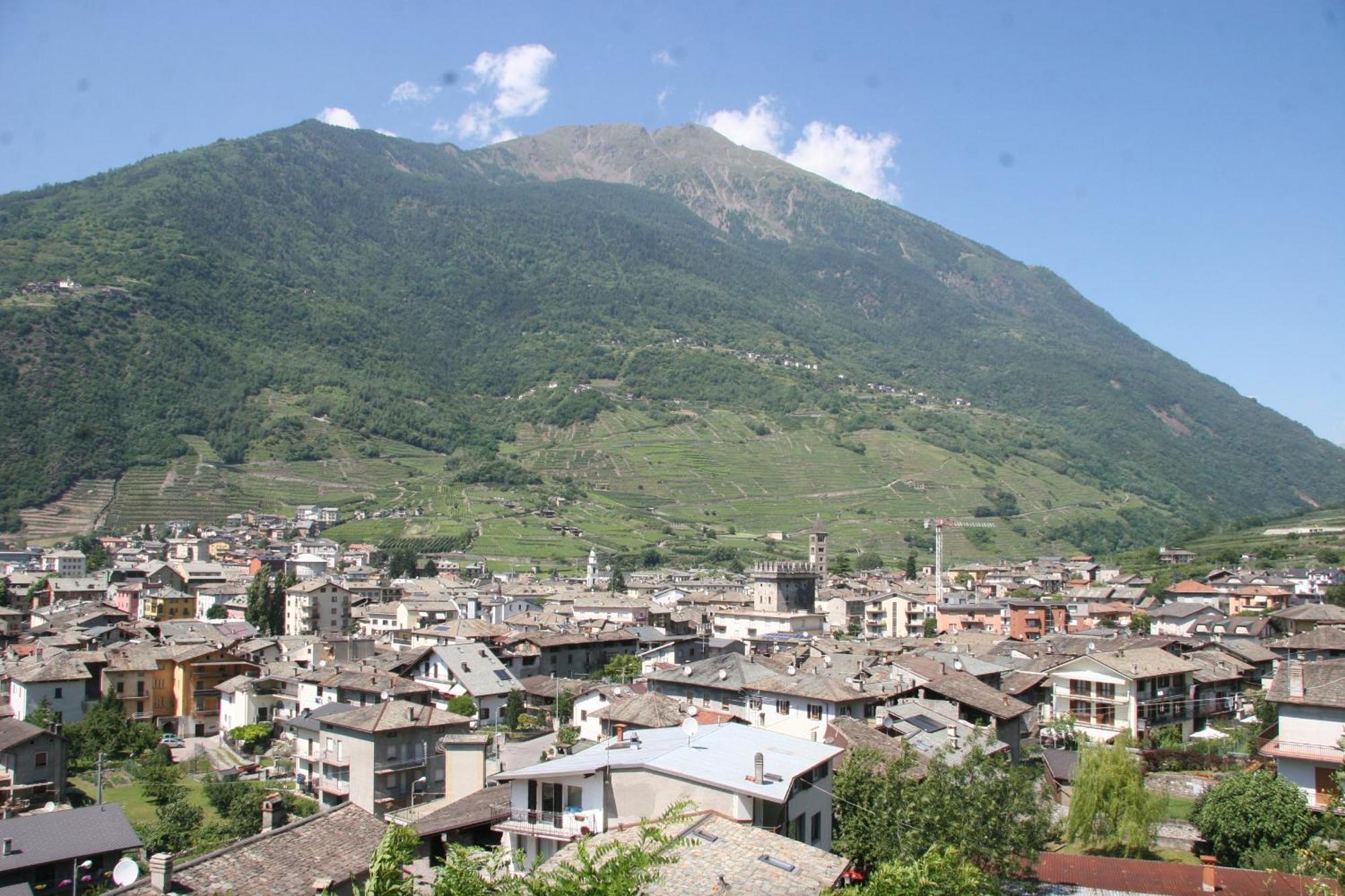 Hotel Ostello Del Castello Tirano Zewnętrze zdjęcie