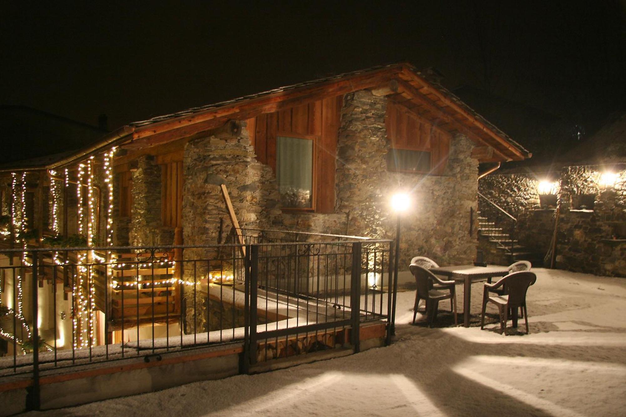 Hotel Ostello Del Castello Tirano Zewnętrze zdjęcie