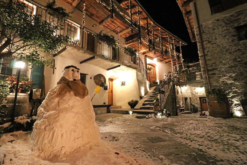 Hotel Ostello Del Castello Tirano Zewnętrze zdjęcie